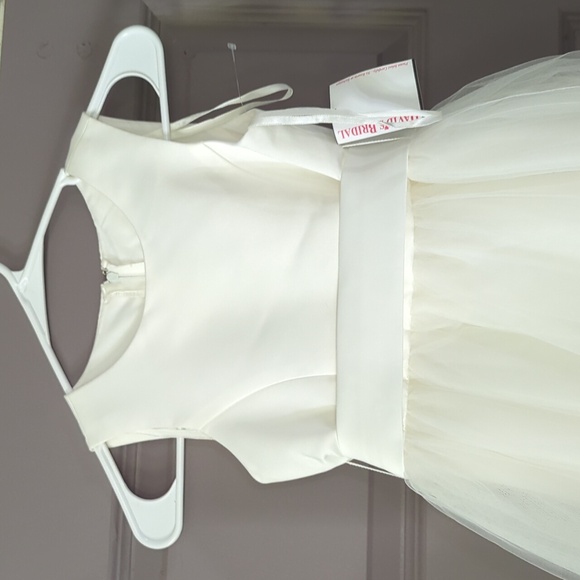 Flower girl event dress - Picture 2 of 8